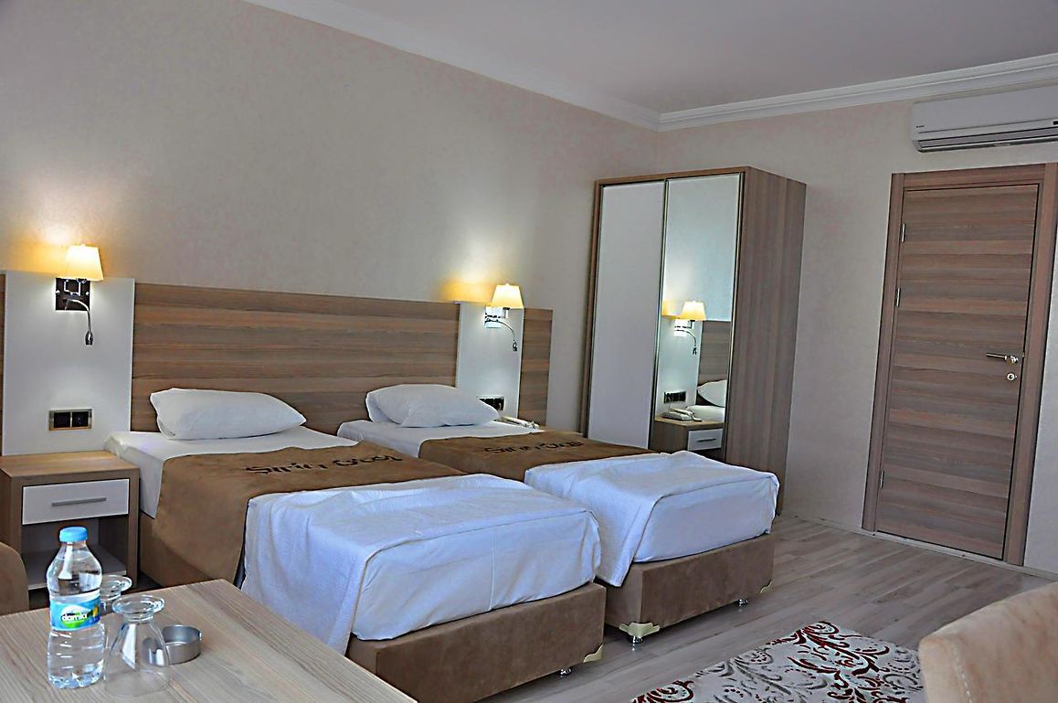 ŞİRİN HOTEL - 1